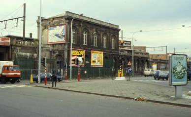 BRUSSEL KUREGEM  85-9885.jpg